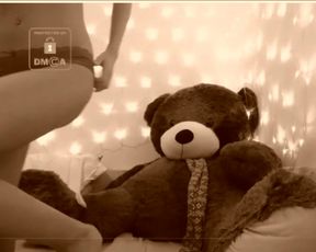 angel_hanna18 - Teddy Bear Fuck (fake)