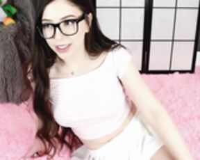 | Friend Wants a Facial