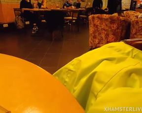 AirFixFlex Flash Tits in a Public Placer