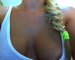 Alesia_ free cam recording 2015 June 18_03-54