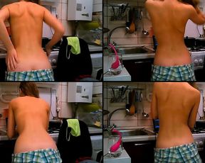 Flower_girl1 has nice fresh shave pussy just waiting to squirt for you in cam recording 2017-04-15 033708