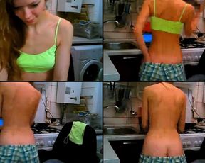 Flower_girl1 is innocent babe shows off her body in cam recording 2017-04-12 020451