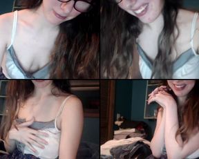 Amyrae cum pussy cum good in cam recording 2017-04-15 111827
