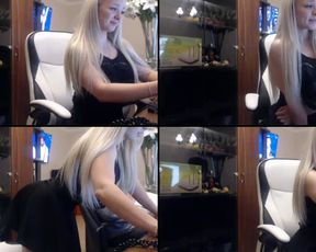 Innocent_doll1 body felt so good in cam recording 2017-05-12_232158
