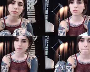 Anamercury lathering up my feet in cam recording 2017-05-05 142914
