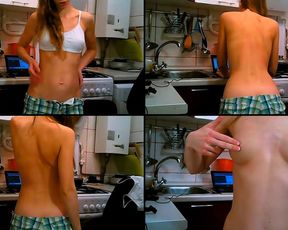 Flower_girl1 getting her pussy wet with her butt plug in cam recording 2017-04-23 031524