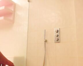 kissofacobra shower cum 2