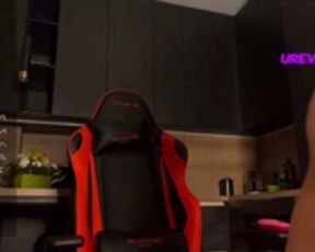 cute girl 10-01-2023