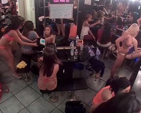 Live Ladies in Street recording