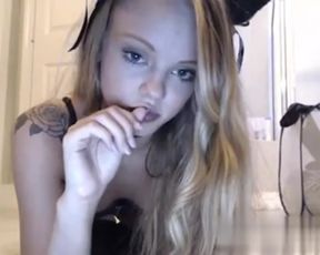 kittenxx dildo