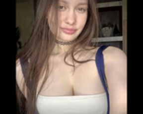 EvaDowe flashing boobs