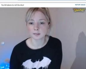 laramilly - pussy fingering&tit flashing