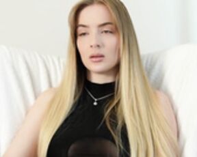 PickBlond Pussy Masturbation with Toys and Squirt