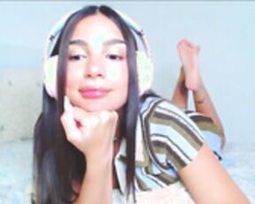 MissKelly feet show