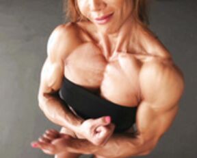 Eunice Oh's pecs (HB)