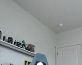 xpeachessxx solo