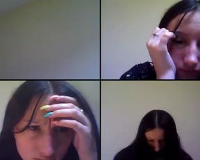 Dyanna99 helping hand in cam recording 2017-07-20_135654