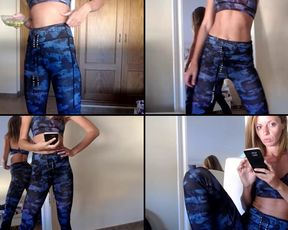 BarbBaggins is bending over for you in free cam recording 2017-09-11_165436