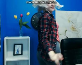 milanapretty in tight leggins