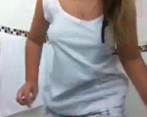 Deznudandosele al Novio