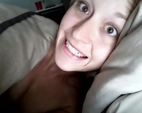 18 Years Old Beautiful Teen Masturbating in bed
