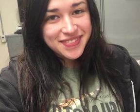 kezia420 horny at work