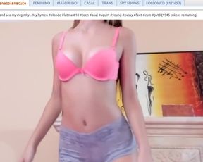 Venezolanacute-KimValentina18-121120017-4