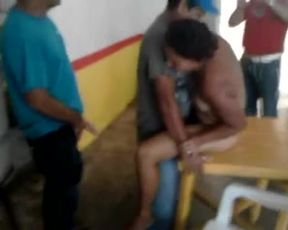 Cojiendo Entre Amigos