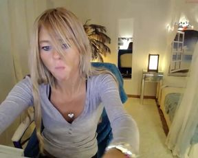 Amy Valentine 77