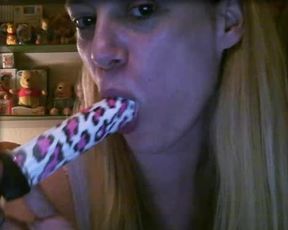 rapunzel66 - dildo game and pee