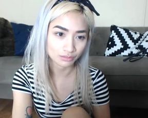 Young Averyblack flash pussy 2