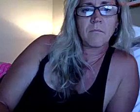 Labia big clit mature Tallta.blonde part.4