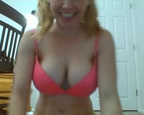 TexasTammy  pissing on her face