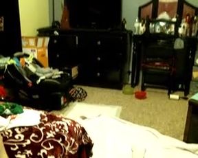 metalbabe_ drinks pee