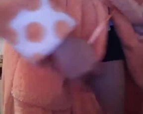 Amateur teen fits bottle in her tight ass
