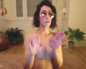 mae_malone 11