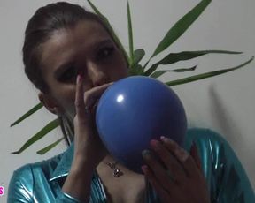 Aische Pervers Blow in private premium video