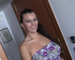 Aische Pervers Balkonfick Mit Playboy Zimmernachbar in private premium video