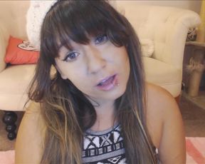 CarmitaBonita My Booty Keeps Growing Bigger in private premium video