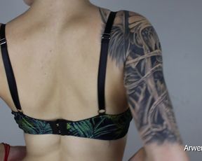 Arwen Datnoid - bra obsession