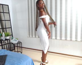 shainajones_ 3