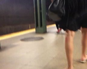 Mall upskirt