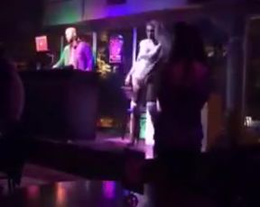 Lila's public twerk 22