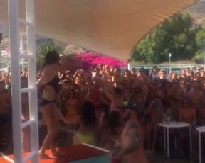 Striptease Party