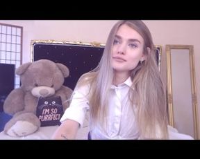 mmm - perfect body babe