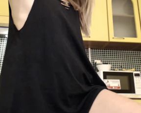 Emma_U2 1905201804