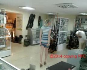 Darling_Annet public part 4 06142014 shows her ass