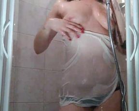 italiana in doccia