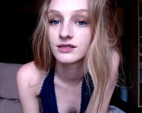 sexy blondy hot tits pussy doggy flash
