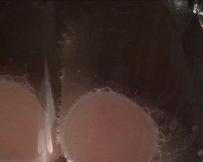 Qui me Rejoint Sur La Douche ?